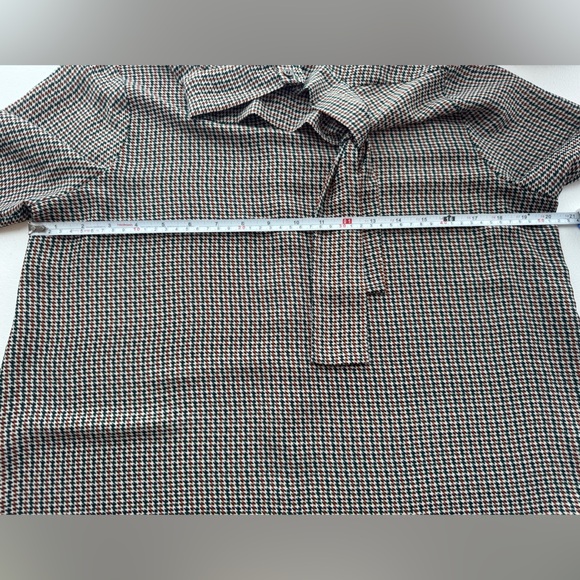 Pleione Houndstooth Tie-collar Blouse 
Size Medium - Picture 5 of 9